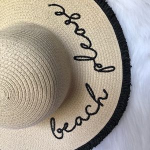 Beach Please Straw Hat 💋